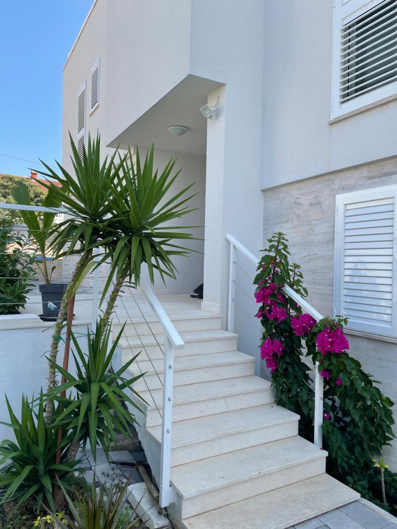 Vila Regina Apartment Rex With Swimming Pool Jezera Exterior photo