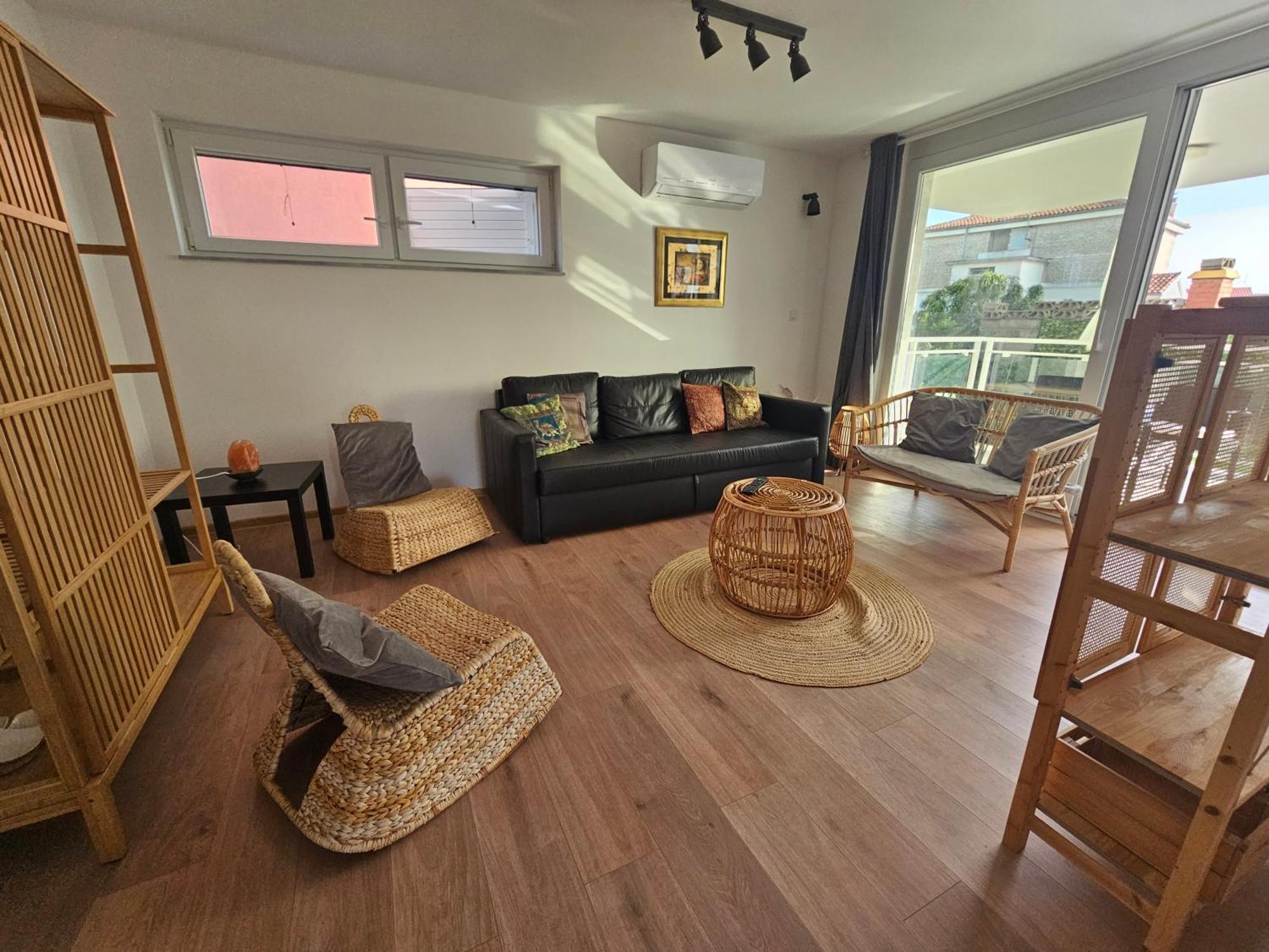 Vila Regina Apartment Rex With Swimming Pool Jezera Exterior photo