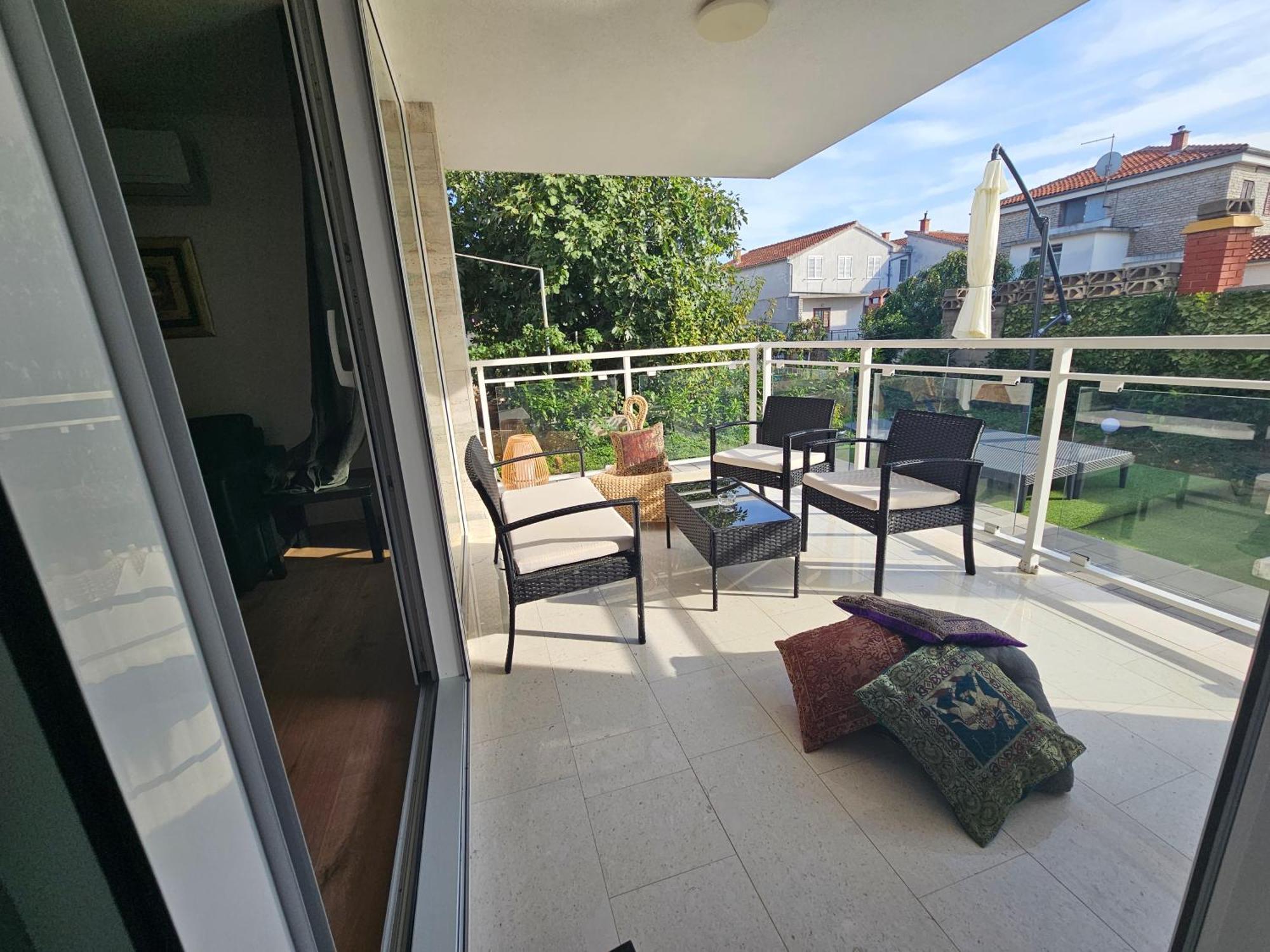 Vila Regina Apartment Rex With Swimming Pool Jezera Exterior photo