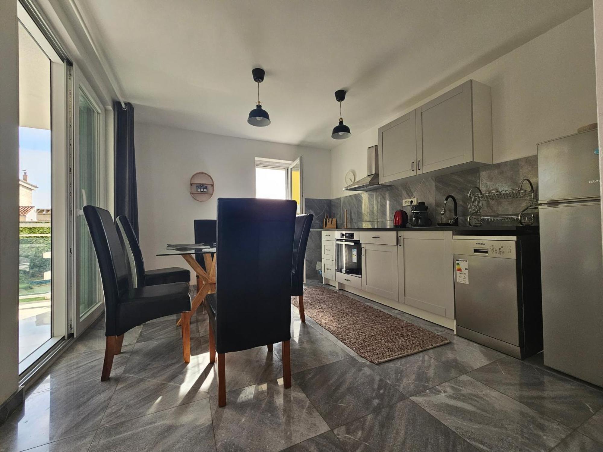 Vila Regina Apartment Rex With Swimming Pool Jezera Exterior photo