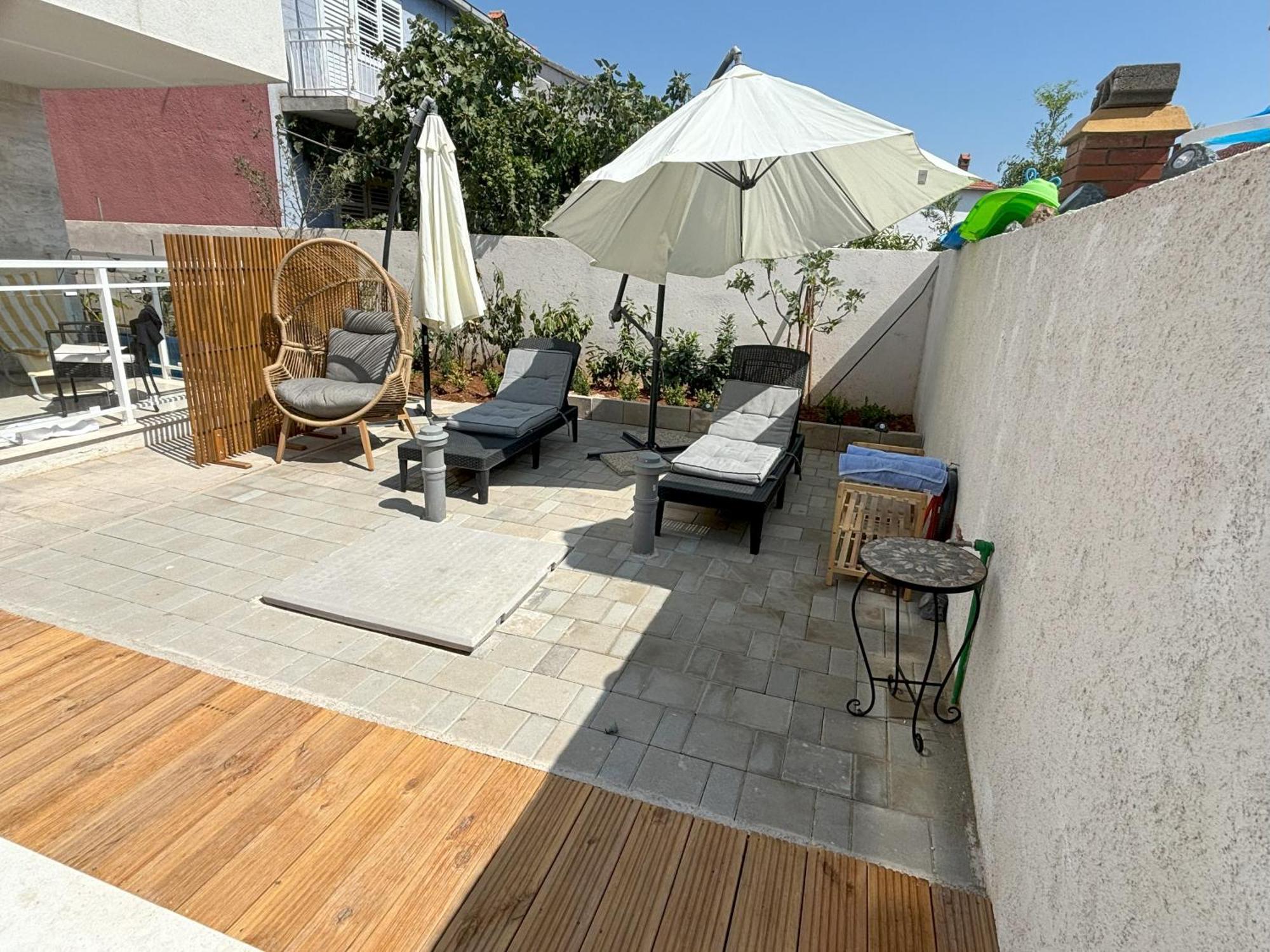Vila Regina Apartment Rex With Swimming Pool Jezera Exterior photo